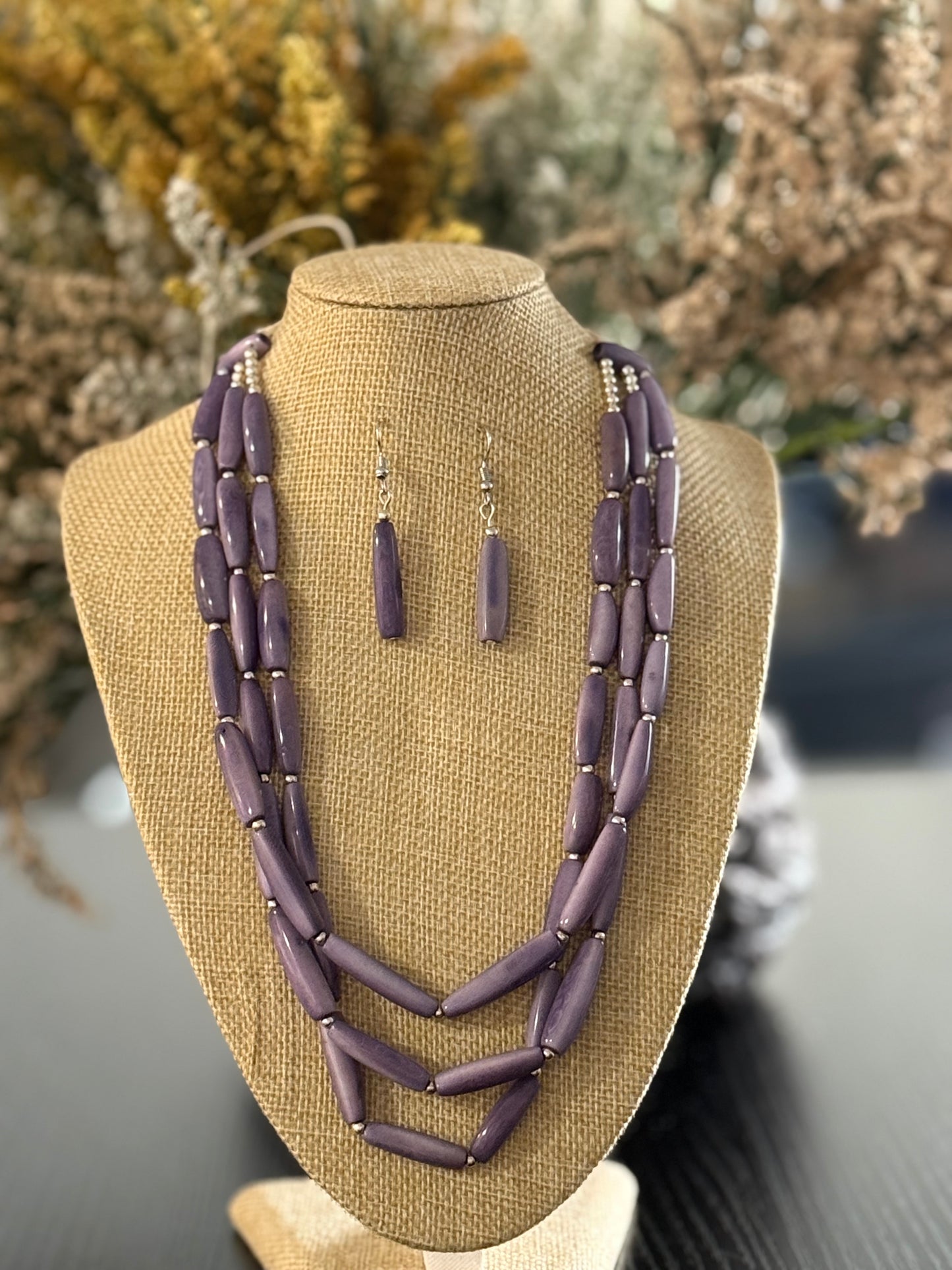 Moonlit Violet / Violette au Clair de Lune